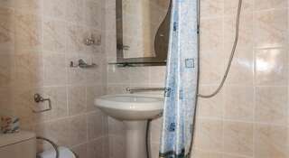 Гостевой дом na Desantnikov Коктебель Стандартный четырехместный номер-1